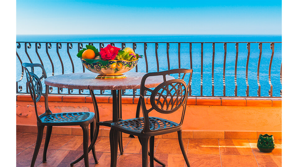 patio furniture 